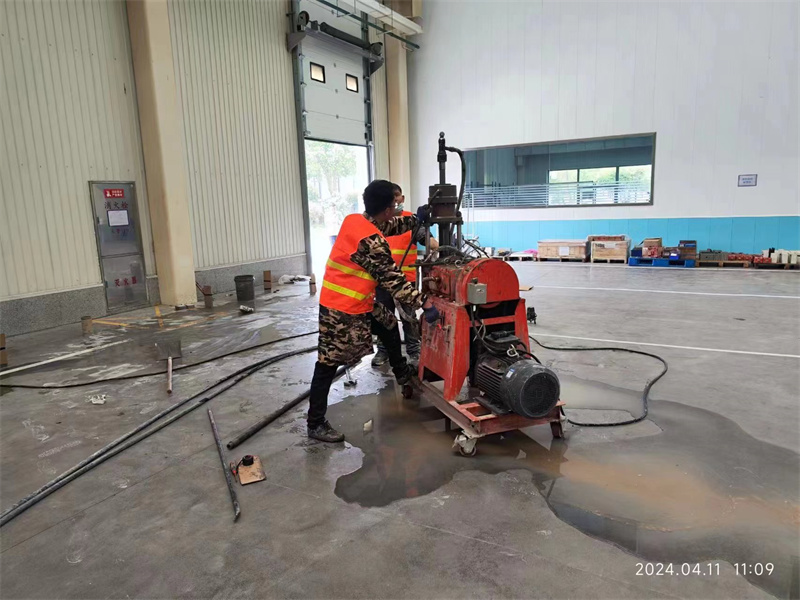 沛县厂房地面下沉塌陷注浆加固施工